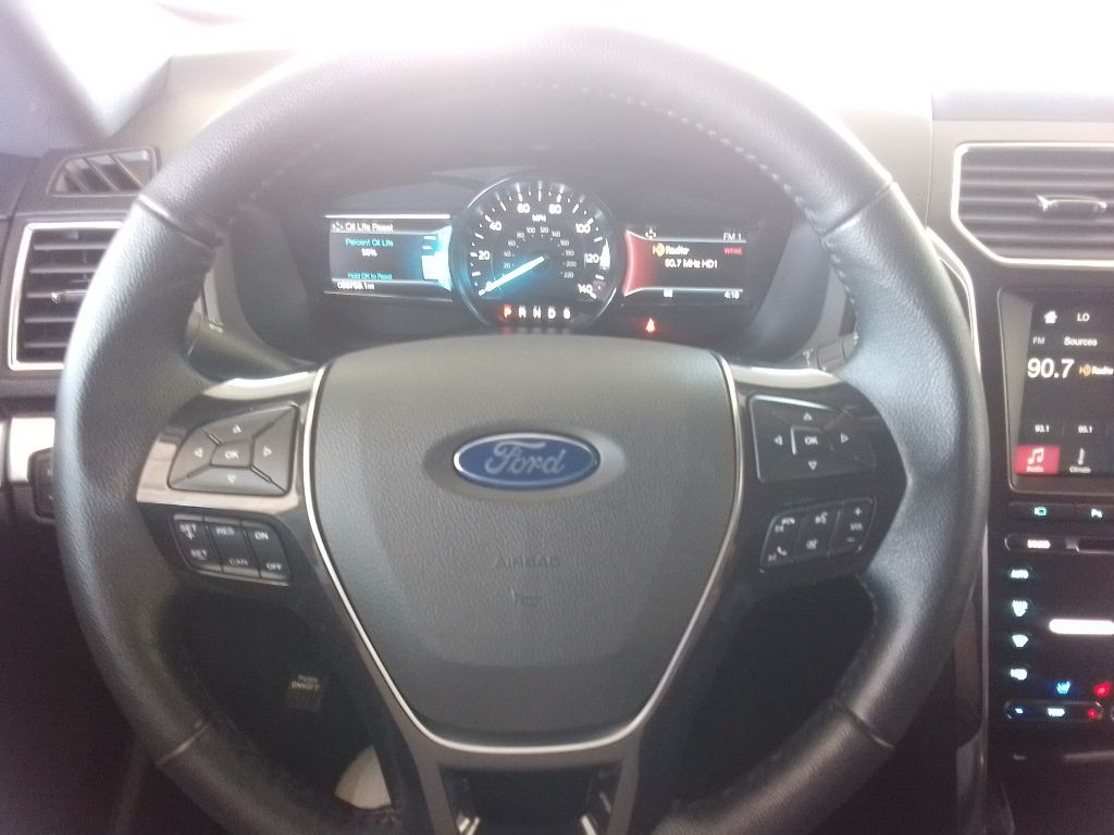 2018 Ford Explorer Image 8