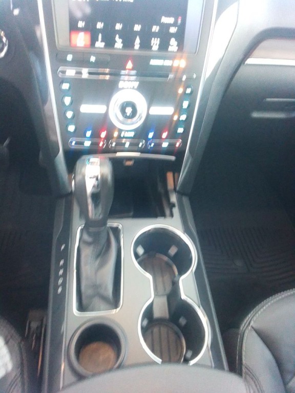 2018 Ford Explorer Image 9