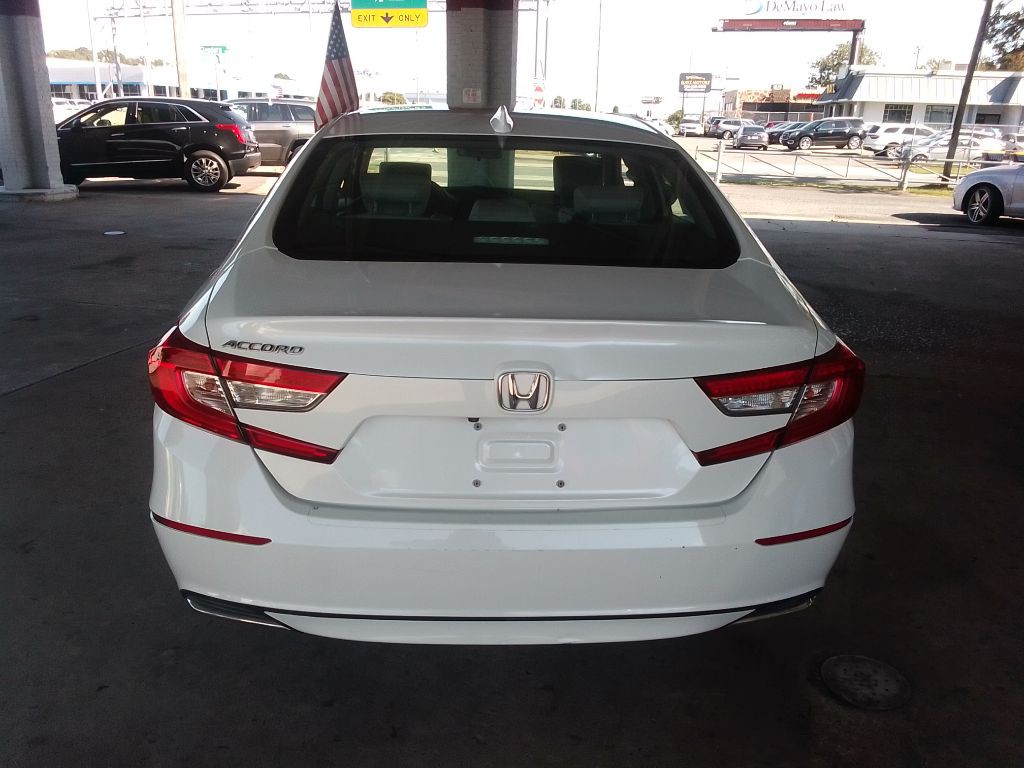 2018 Honda Accord Image 6