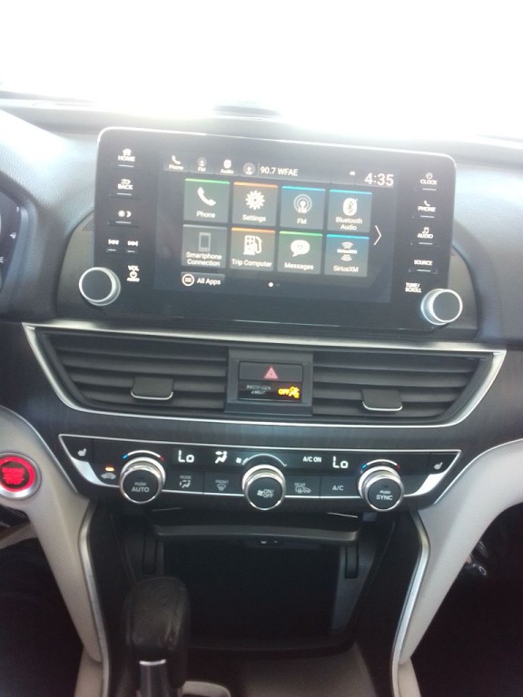 2018 Honda Accord Image 9