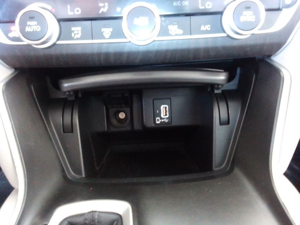 2018 Honda Accord Image 11
