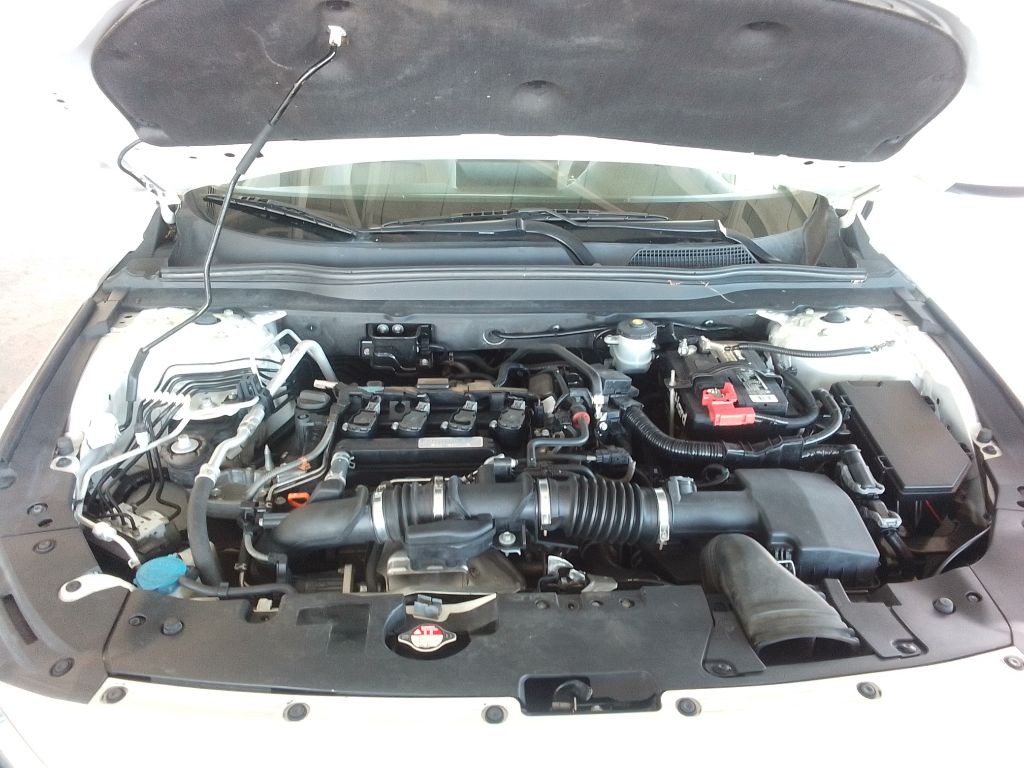 2018 Honda Accord Image 26