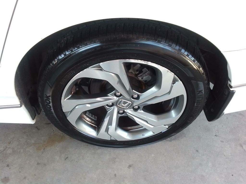 2018 Honda Accord Image 27