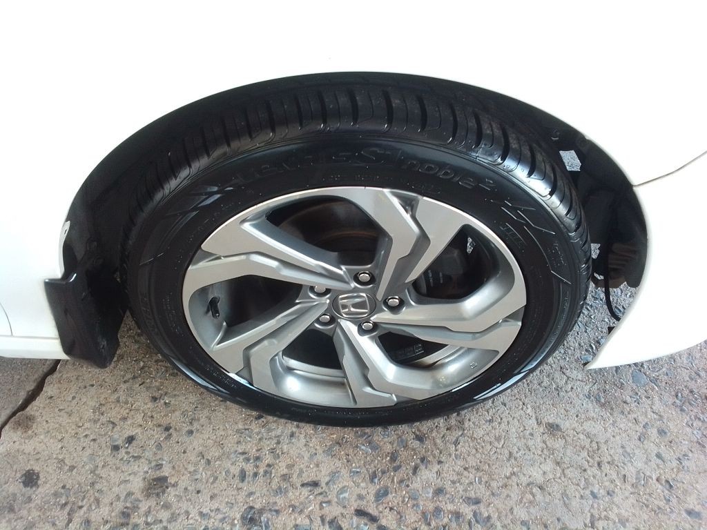 2018 Honda Accord Image 29