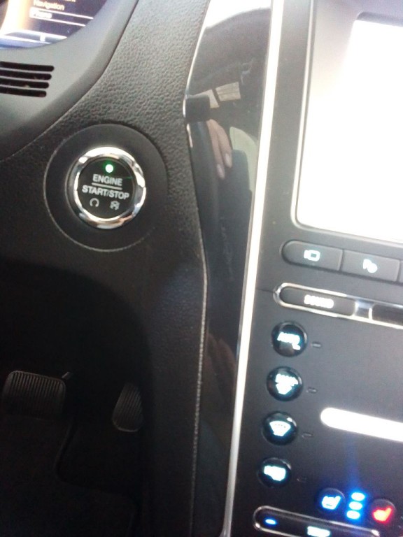2017 Ford Explorer Image 14
