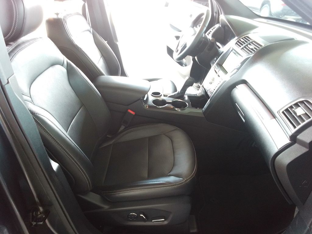 2017 Ford Explorer Image 20
