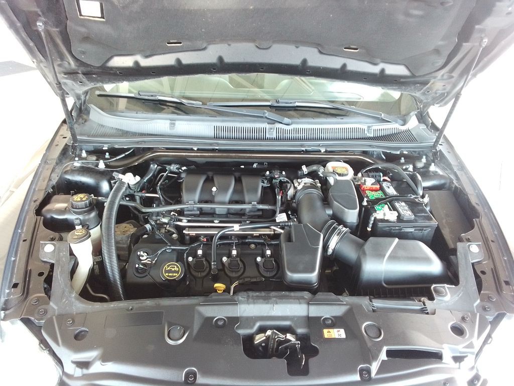 2018 Ford Taurus Image 22