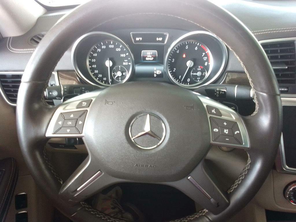 2014 Mercedes-Benz GL-Class Image 8