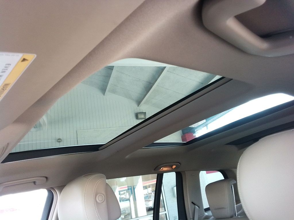 2014 Mercedes-Benz GL-Class Image 16