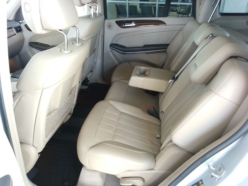 2014 Mercedes-Benz GL-Class Image 18