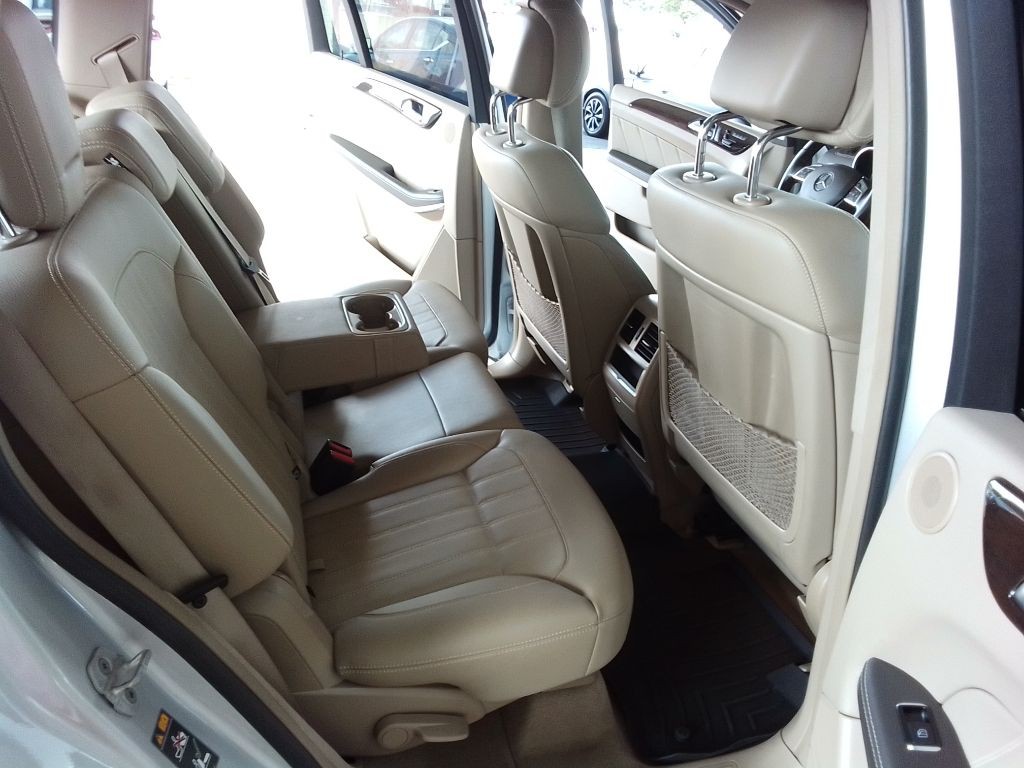 2014 Mercedes-Benz GL-Class Image 21