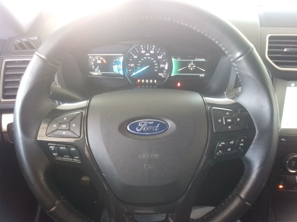 2018 Ford Explorer Image 8