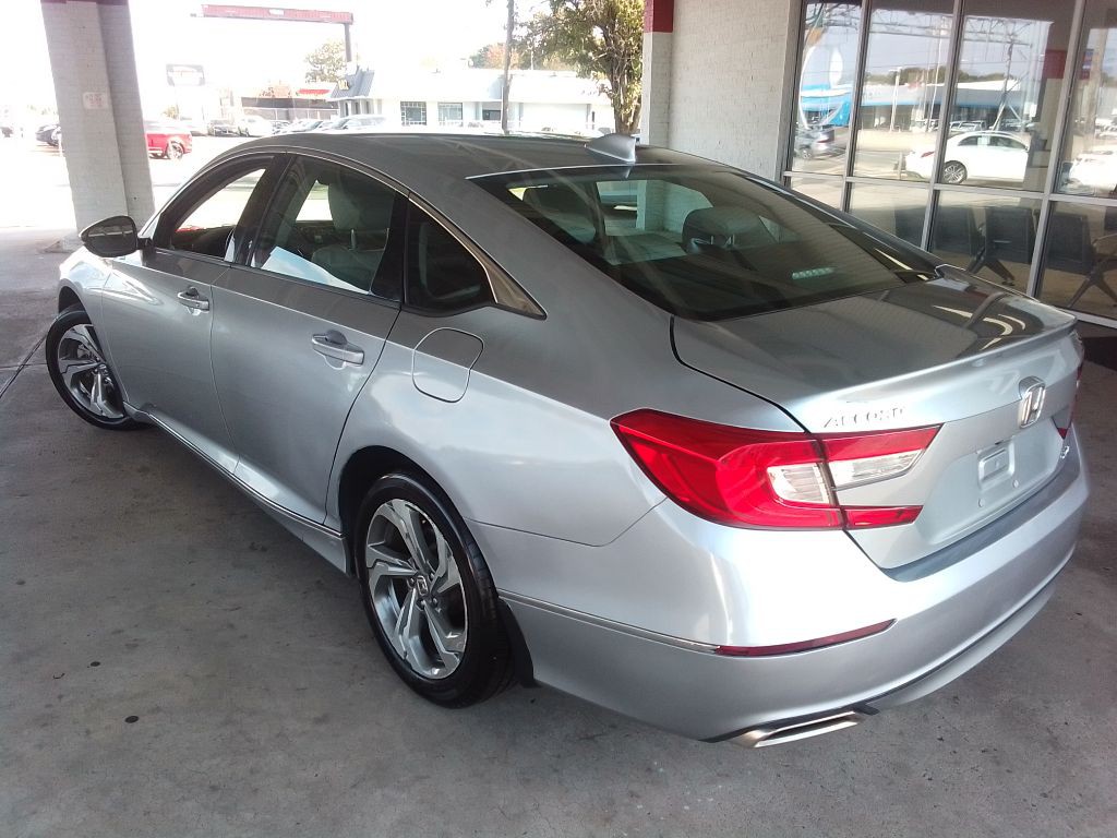 2019 Honda Accord Image 4
