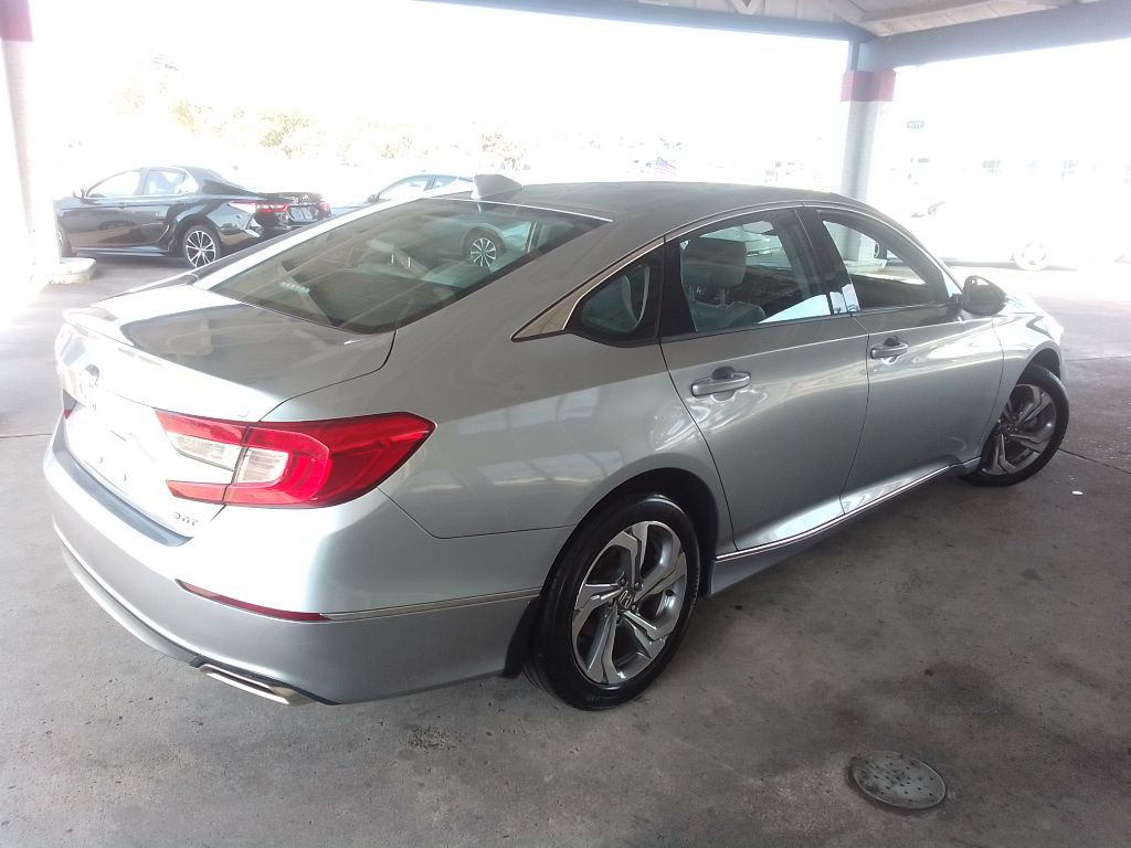 2019 Honda Accord Image 5