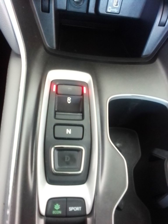 2019 Honda Accord Image 11
