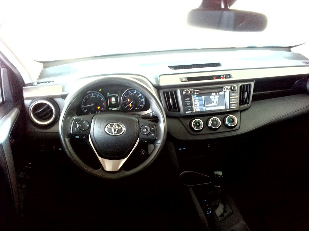2017 Toyota Rav4 Image 7