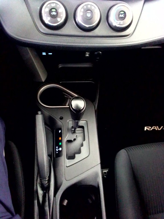 2017 Toyota Rav4 Image 10