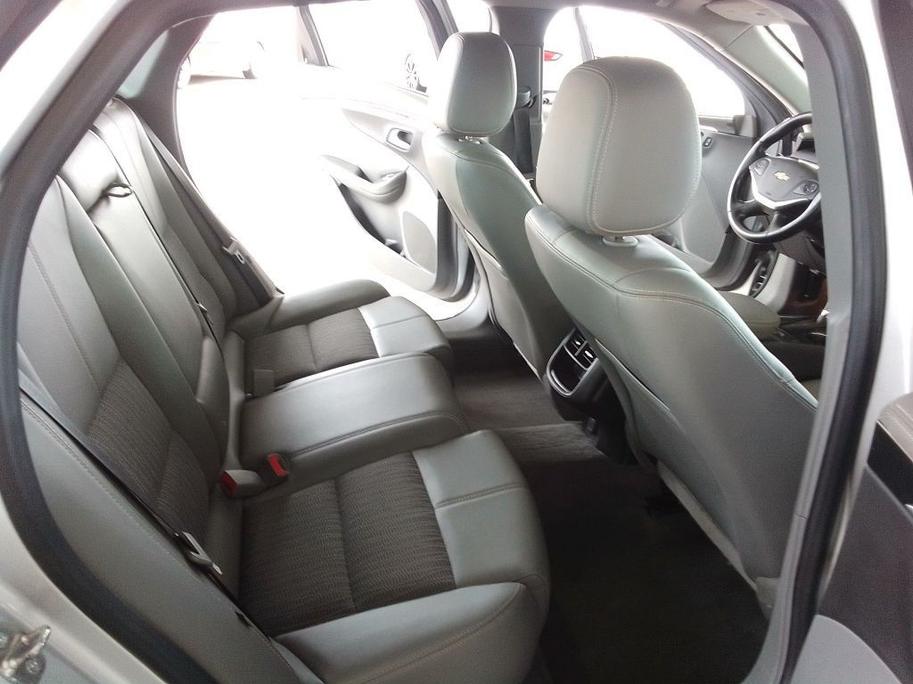 2019 Chevrolet Impala Image 15