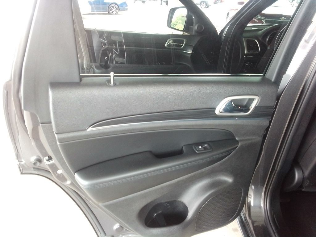2020 Jeep Grand Cherokee Image 22