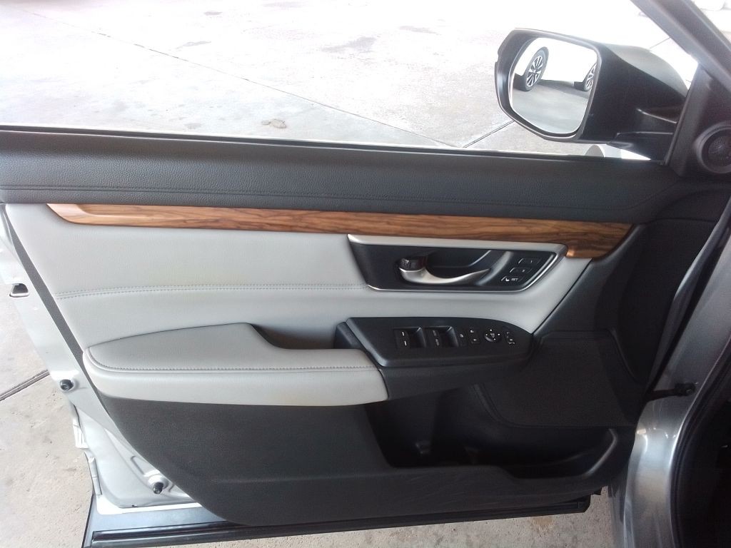 2017 Honda CR-V Image 20