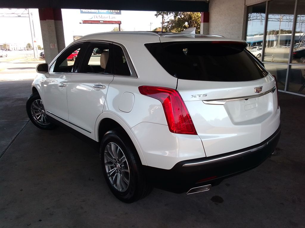 2017 Cadillac XT5 Image 4
