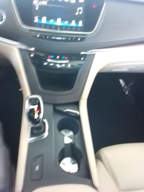 2017 Cadillac XT5 Image 11