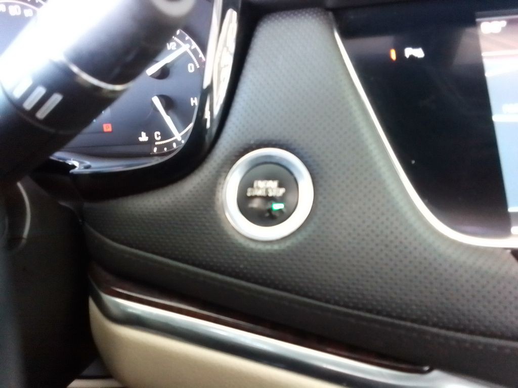 2017 Cadillac XT5 Image 15