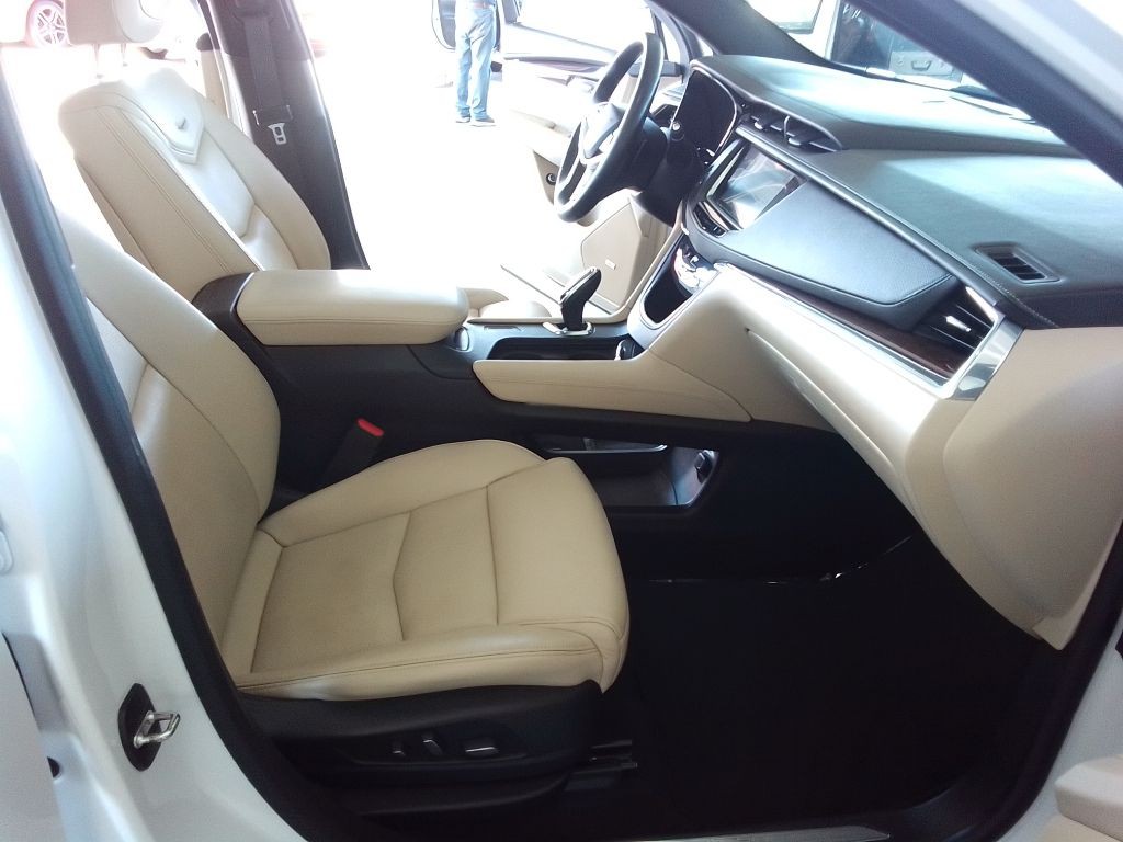 2017 Cadillac XT5 Image 20
