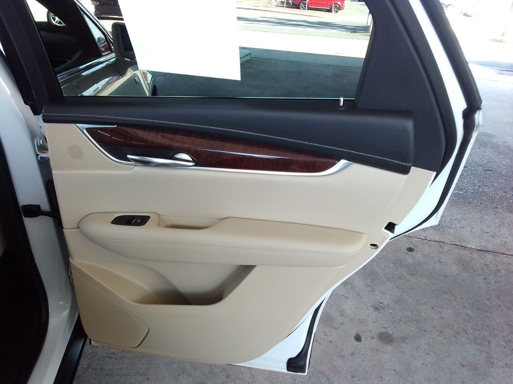 2017 Cadillac XT5 Image 26
