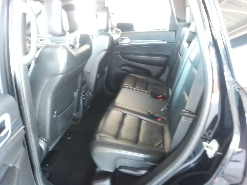 2020 Jeep Grand Cherokee Image 17