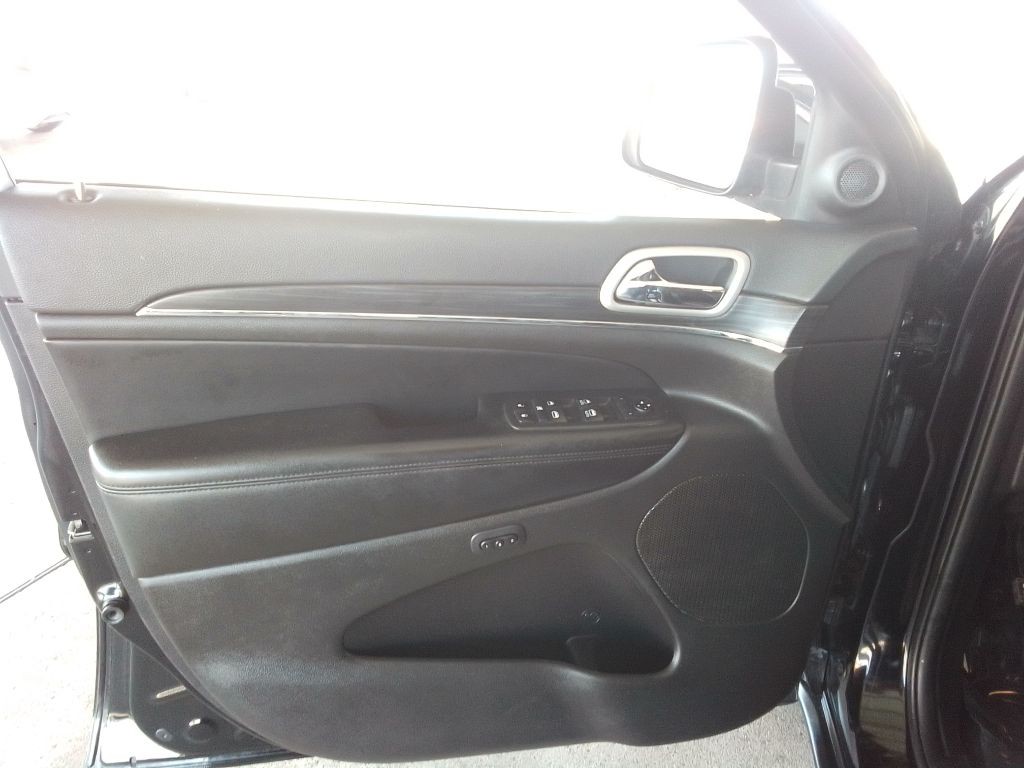 2020 Jeep Grand Cherokee Image 21
