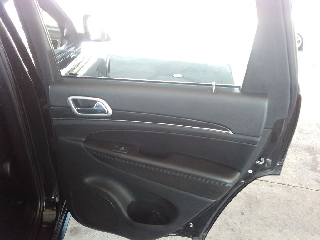 2020 Jeep Grand Cherokee Image 23