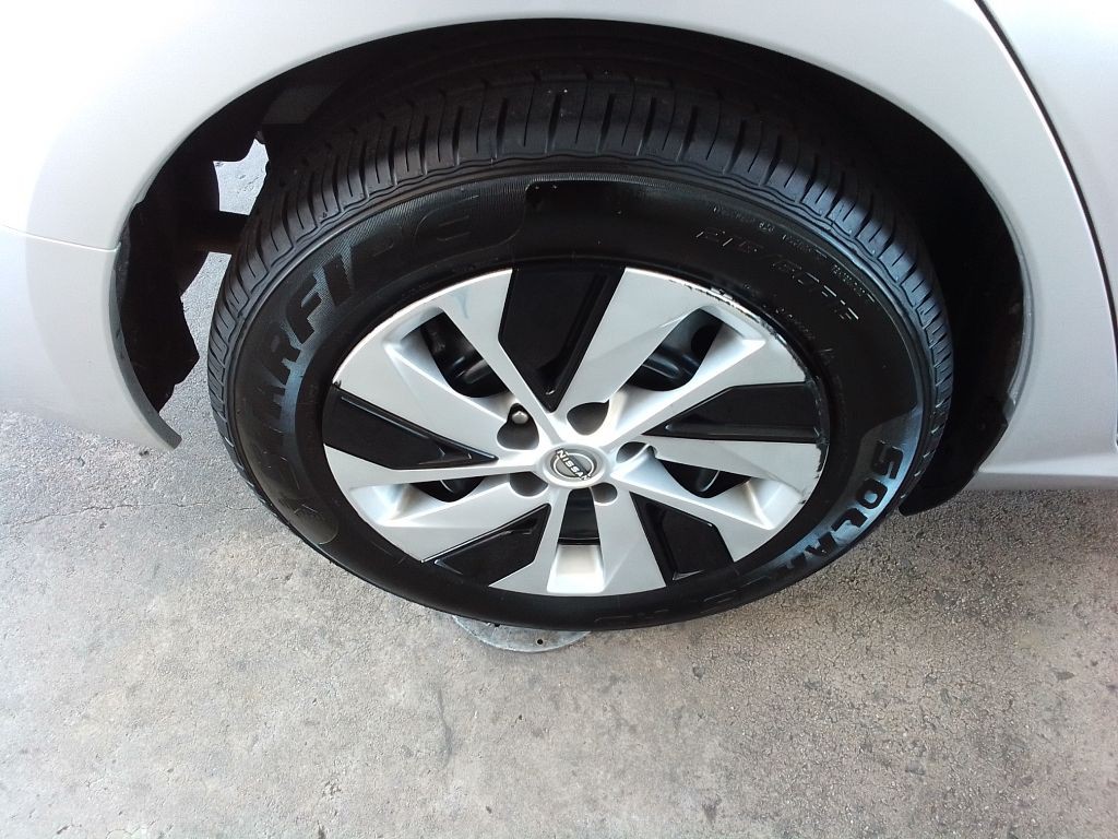 2023 Nissan Altima Image 28