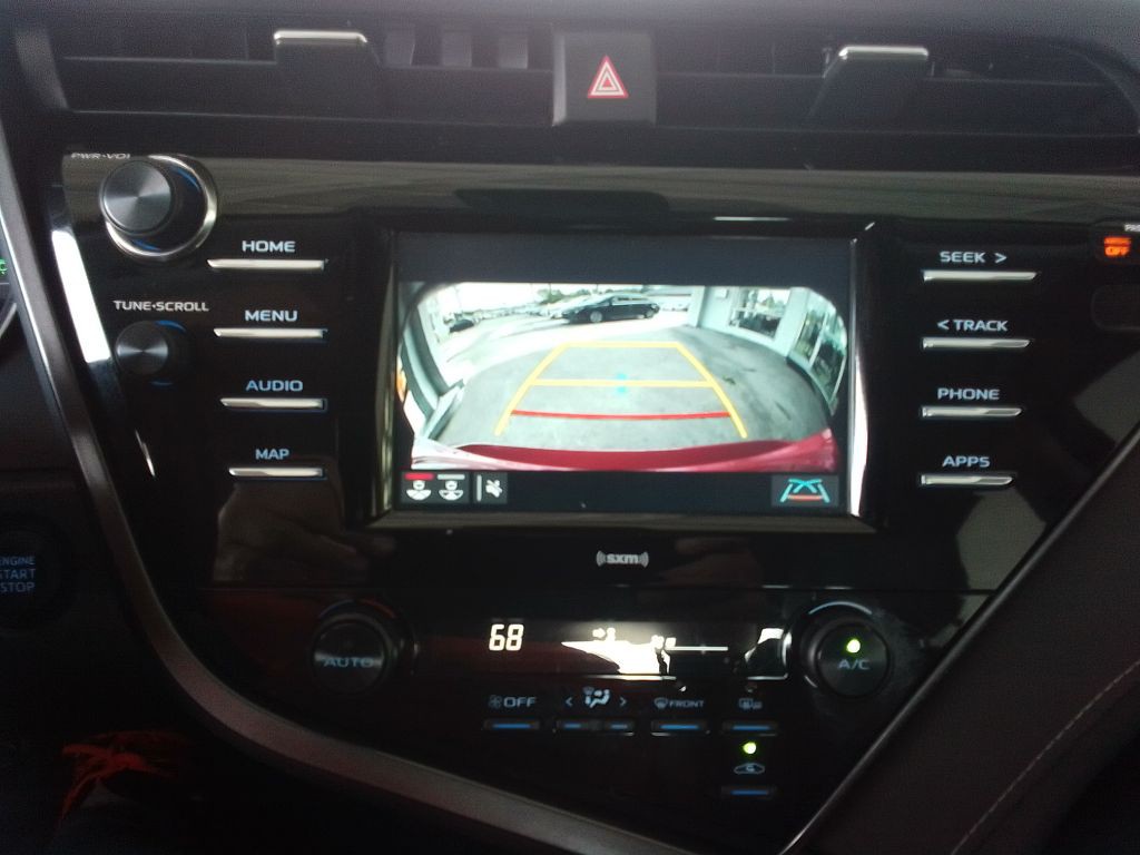 2020 Toyota Camry Image 12