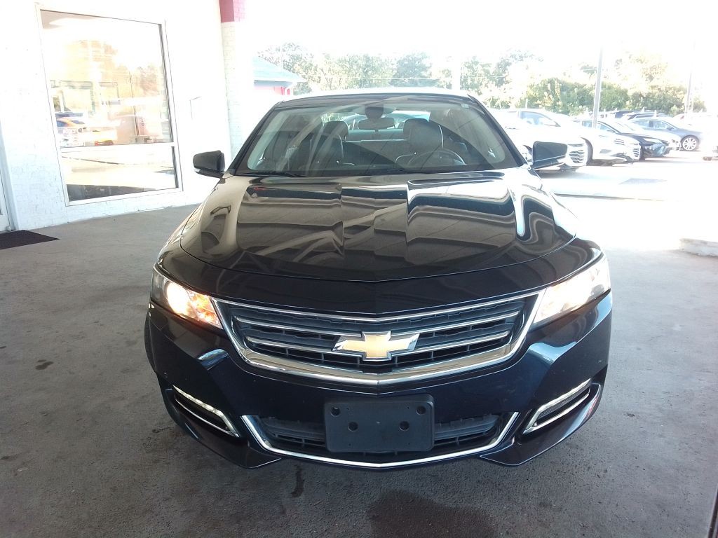 2018 Chevrolet Impala Image 2