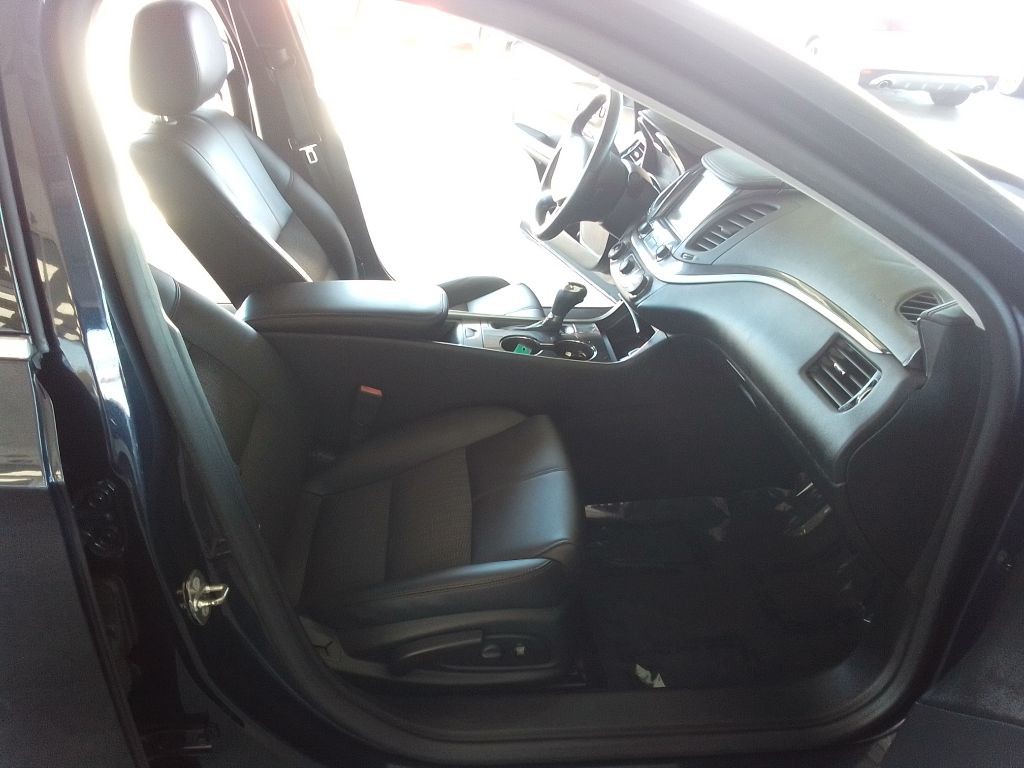 2018 Chevrolet Impala Image 17