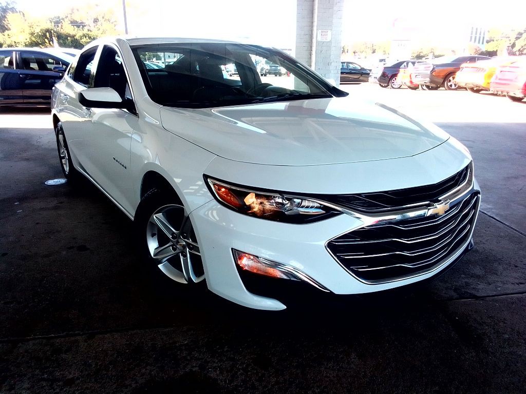2023 Chevrolet Malibu Image 5