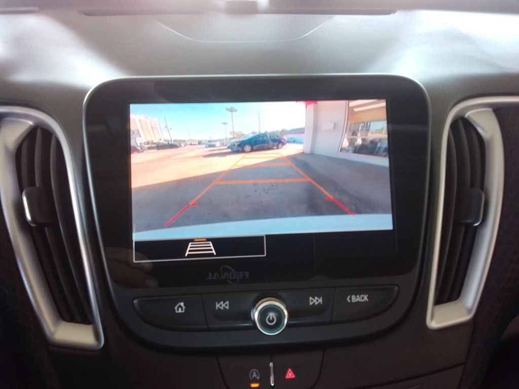 2023 Chevrolet Malibu Image 13