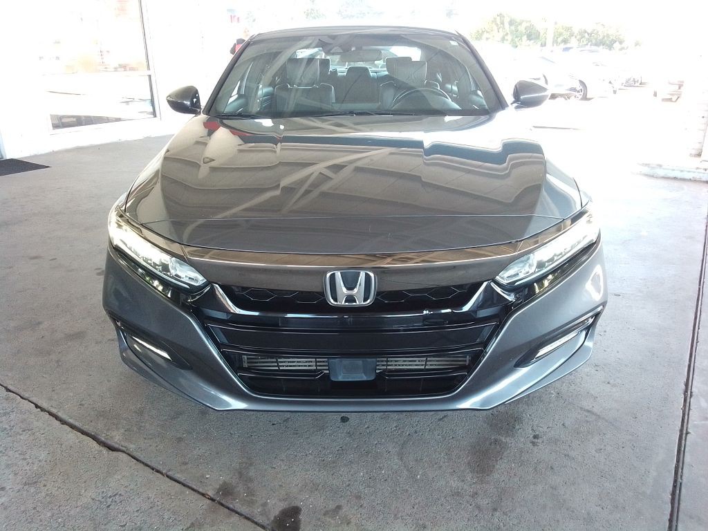 2018 Honda Accord Image 2