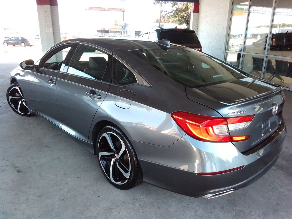 2018 Honda Accord Image 4
