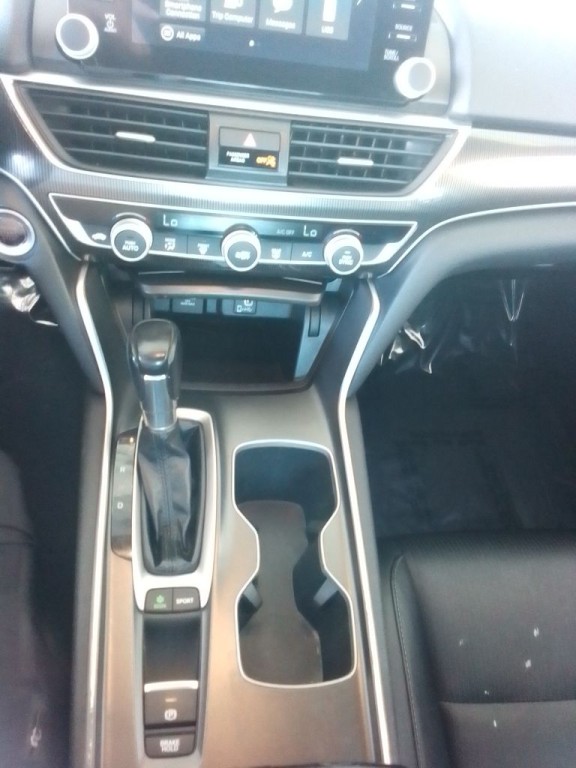 2018 Honda Accord Image 10