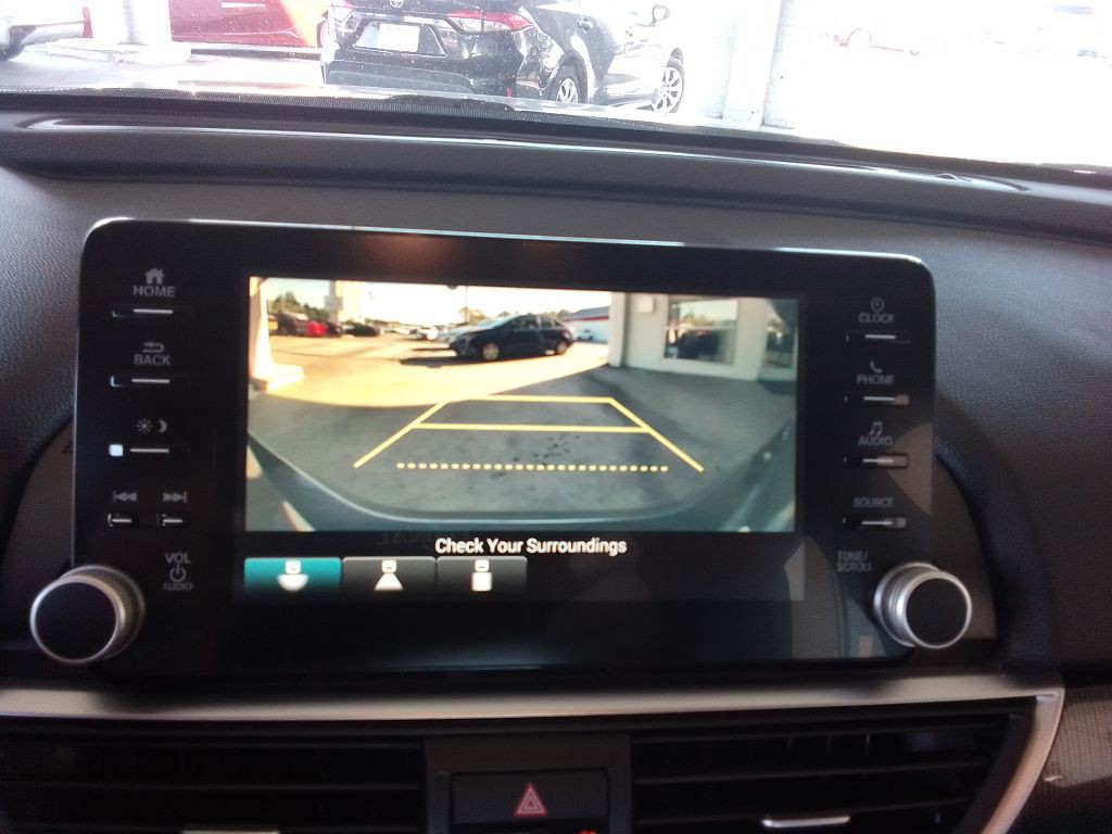2018 Honda Accord Image 12