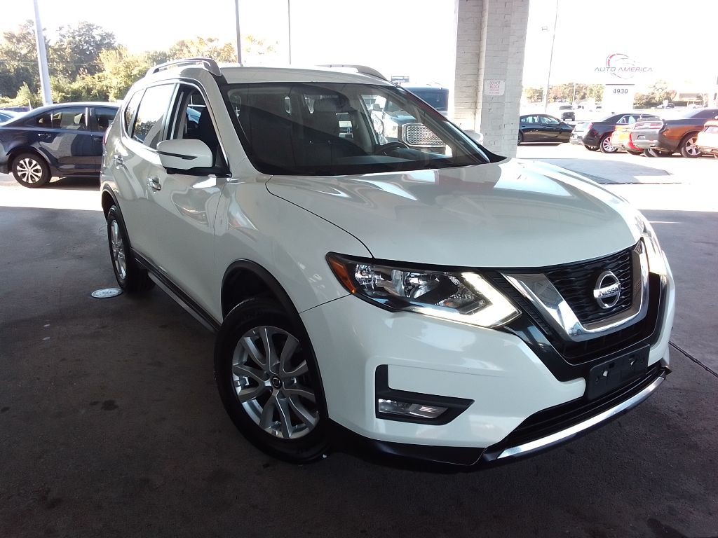 2017 Nissan Rogue Image 3