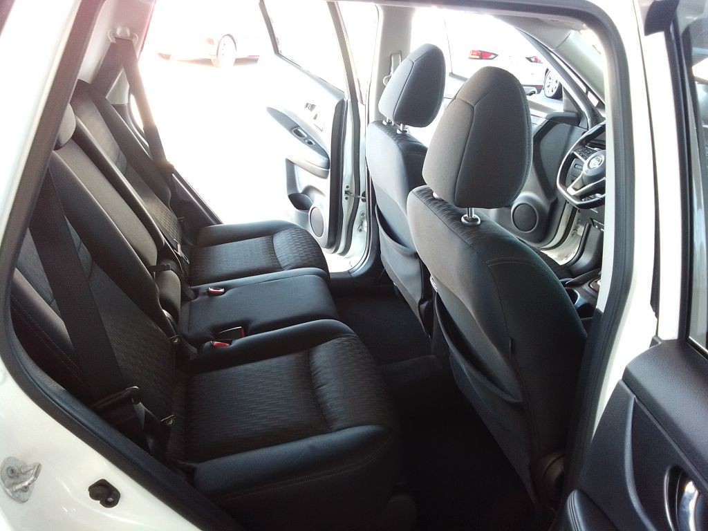 2017 Nissan Rogue Image 18