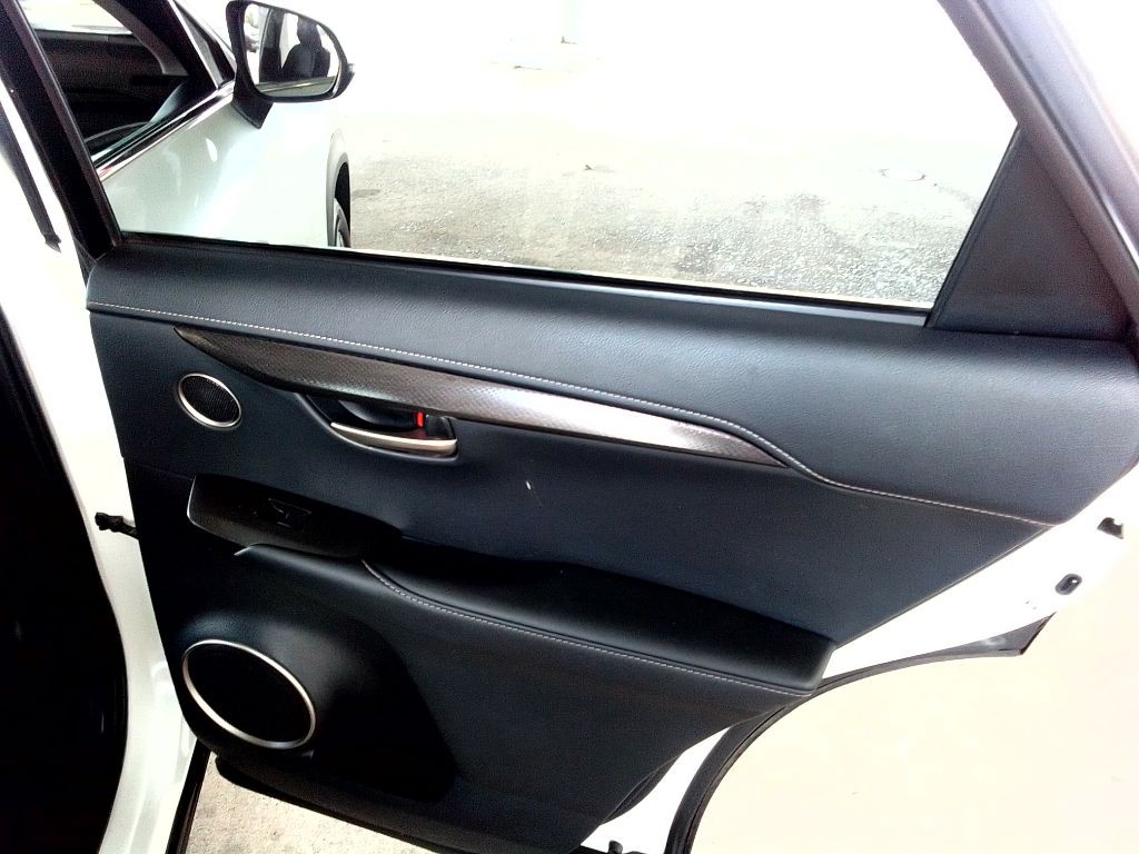 2016 Lexus NX Image 25