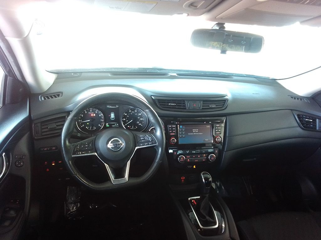 2017 Nissan Rogue Image 7