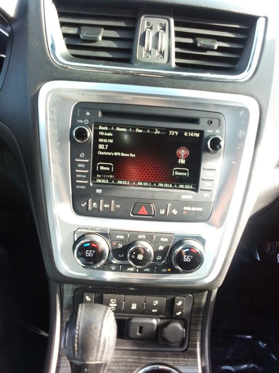 2017 GMC Acadia Image 11