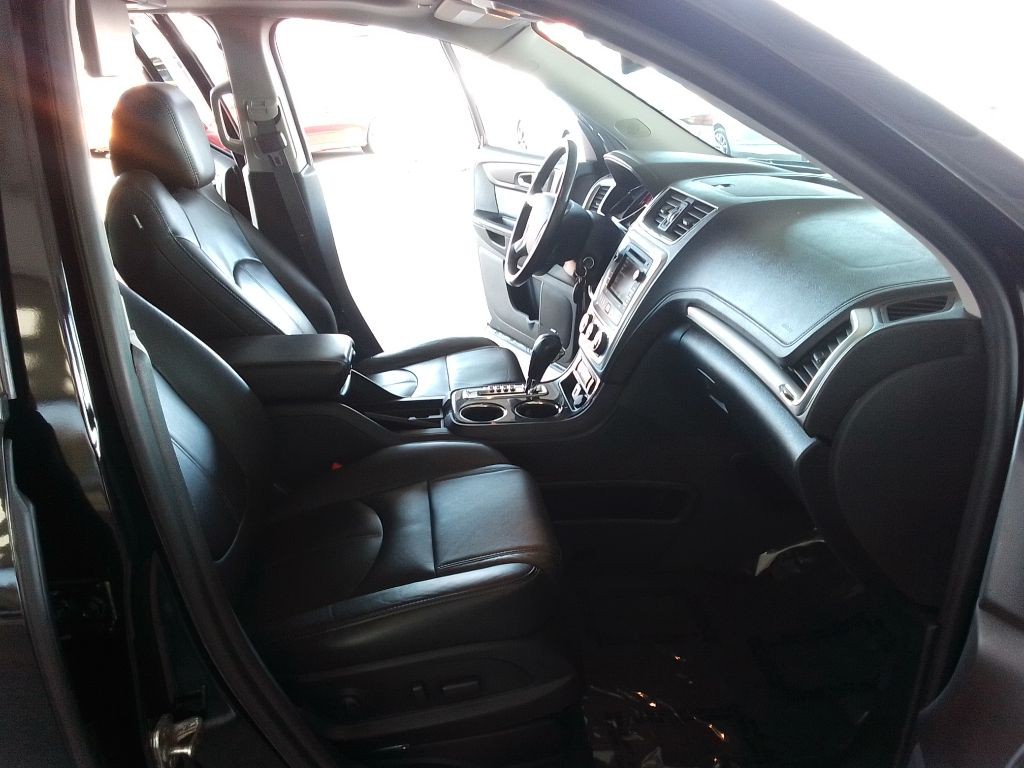 2017 GMC Acadia Image 22