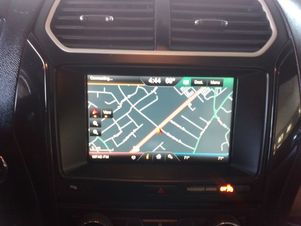 2016 Ford Explorer Image 13