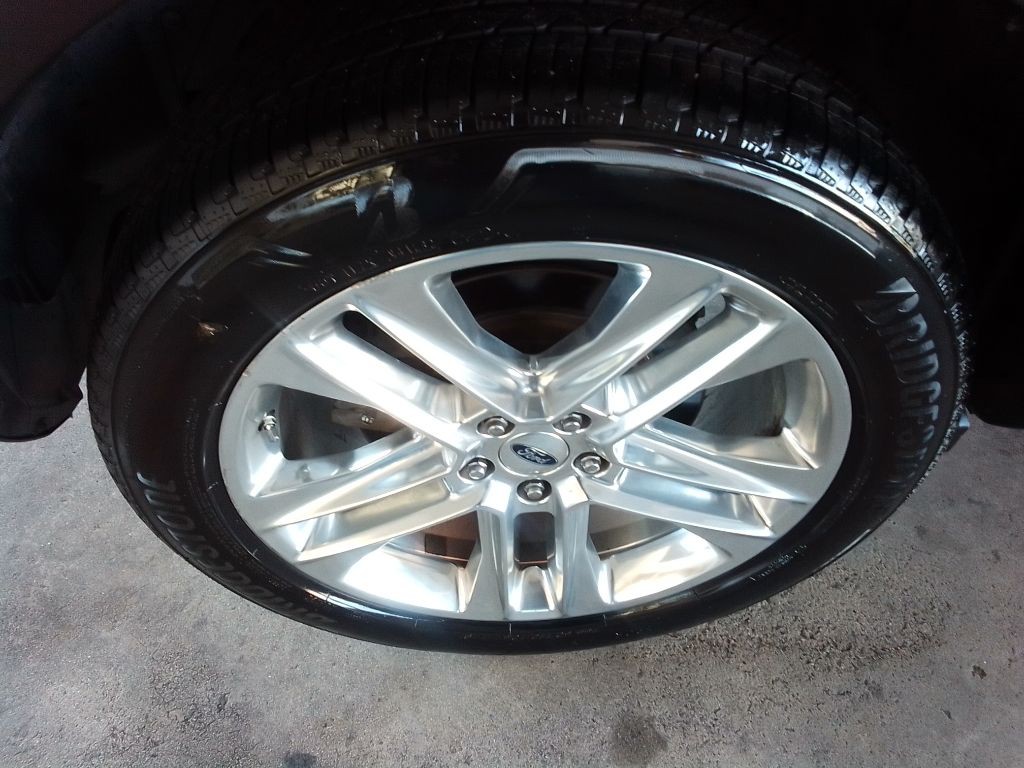 2016 Ford Explorer Image 30